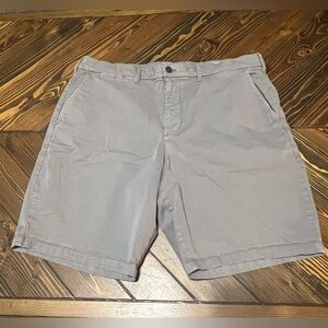 GAP 10” shorts (medium gray)